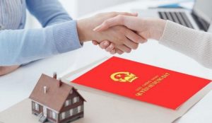 Chuyển nhượng quyền sử dụng đất do người được ủy quyền đại diện đứng tên